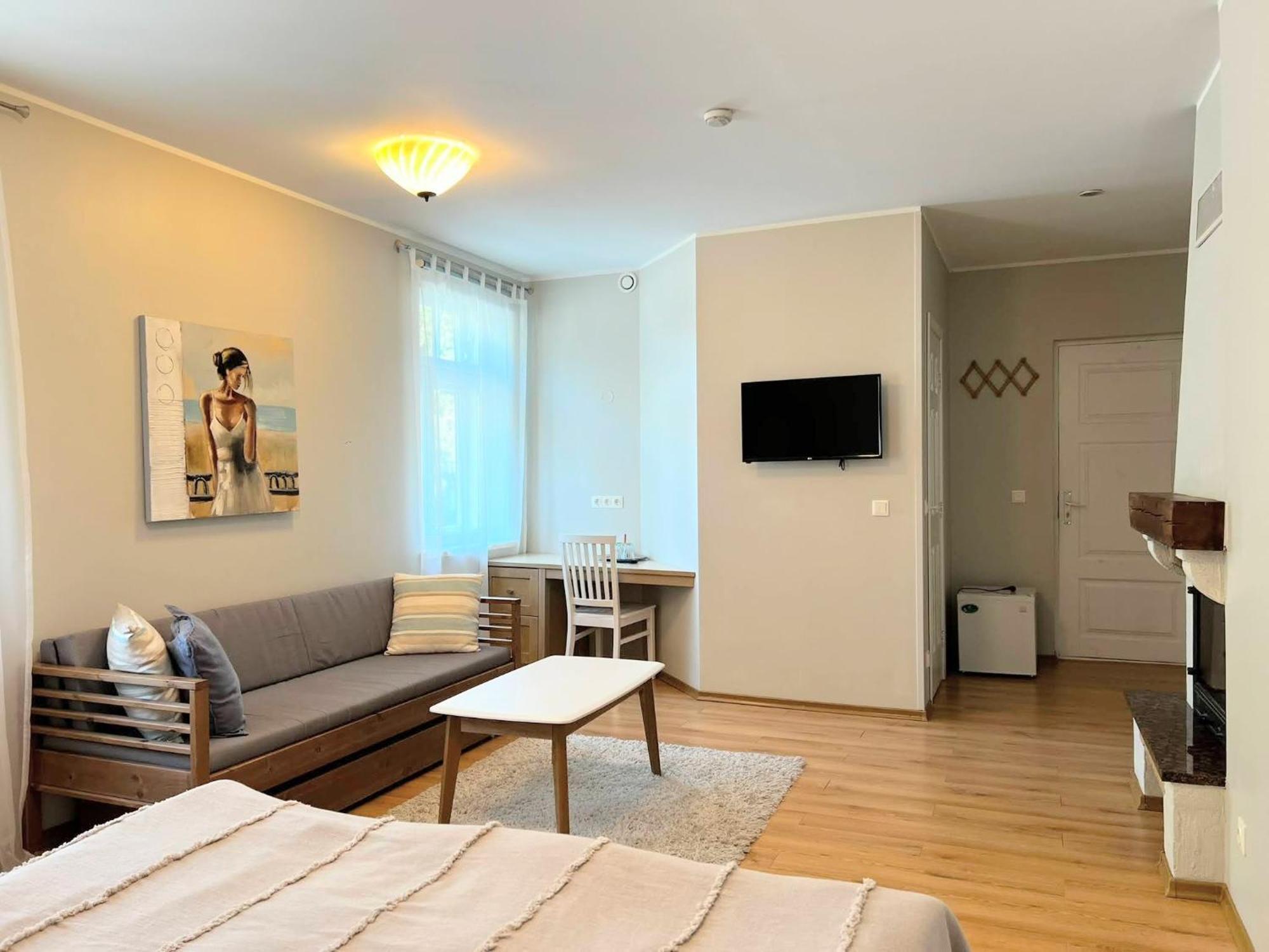 Tulbi Guesthouse パルヌ エクステリア 写真